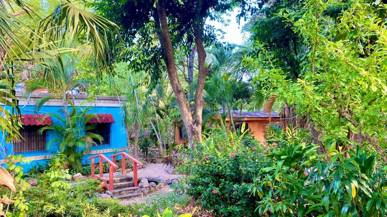 Gardenhotel Macan Ché B&B Izamal Exterior foto