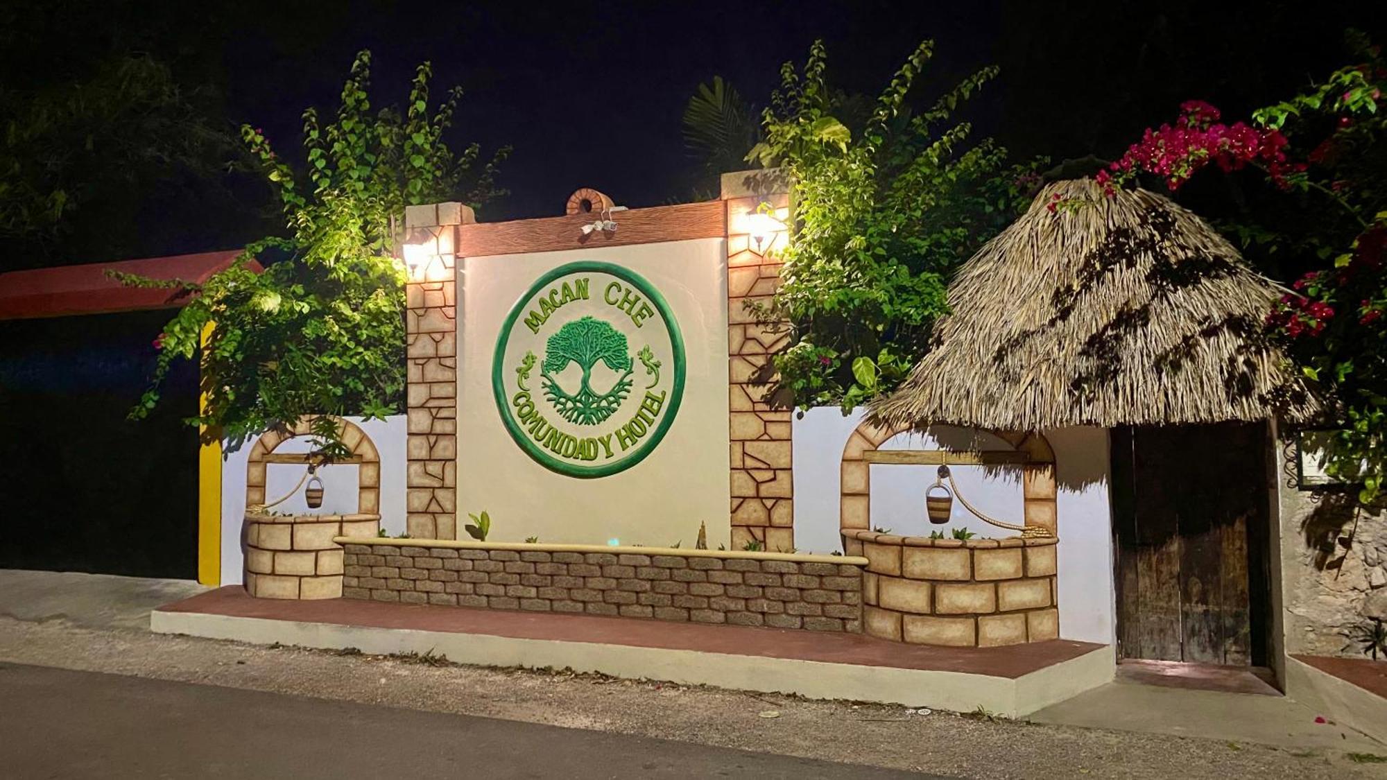 Gardenhotel Macan Ché B&B Izamal Exterior foto
