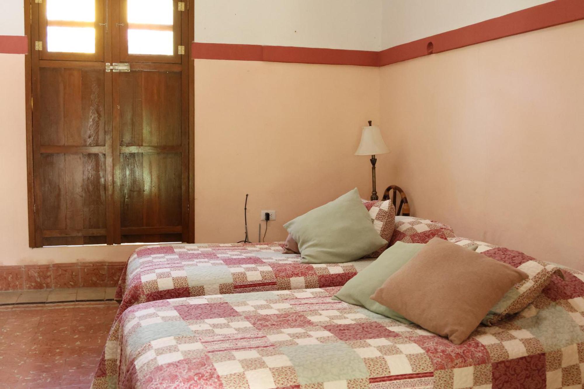 Gardenhotel Macan Ché B&B Izamal Exterior foto
